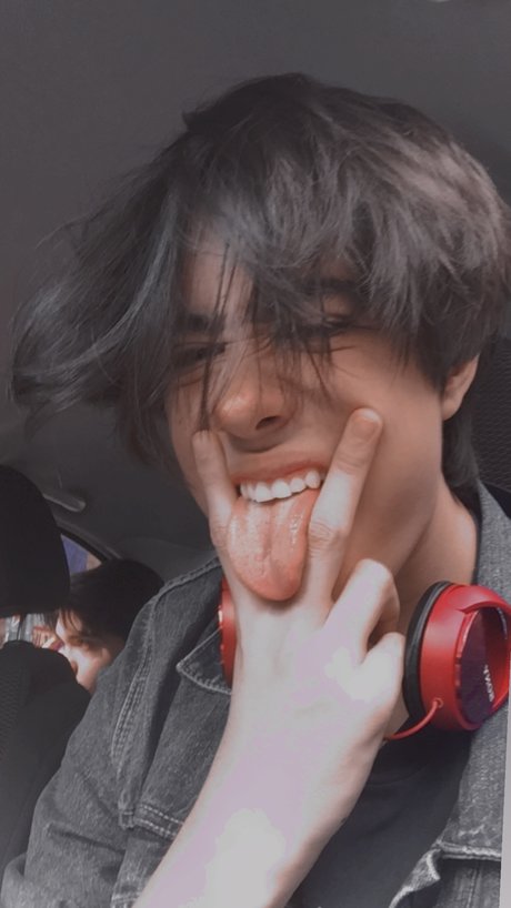 Santi Gomitas onlyfans leaked pics