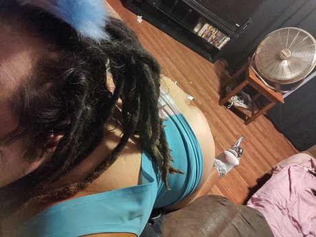 Stacy Synn onlyfans naked leaks