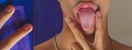 darwin daniel tits onlyfans