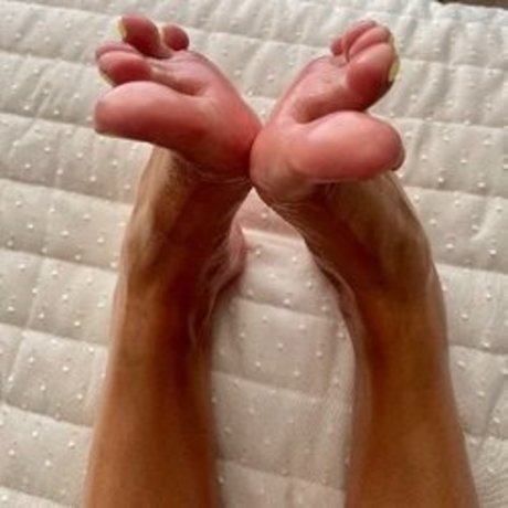 FeetsMarie onlyfans posts