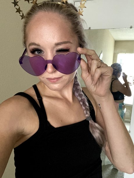 Lady Aerin leaked only fans nudes