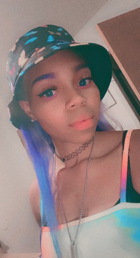 Ebony Diamond onlyfans leaked