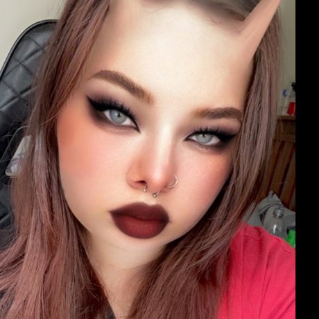 Minnxy only fans sex