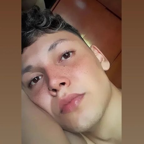 Elenzo onlyfans
