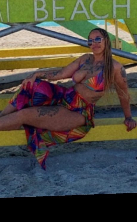 Red thickness onlyfans topless