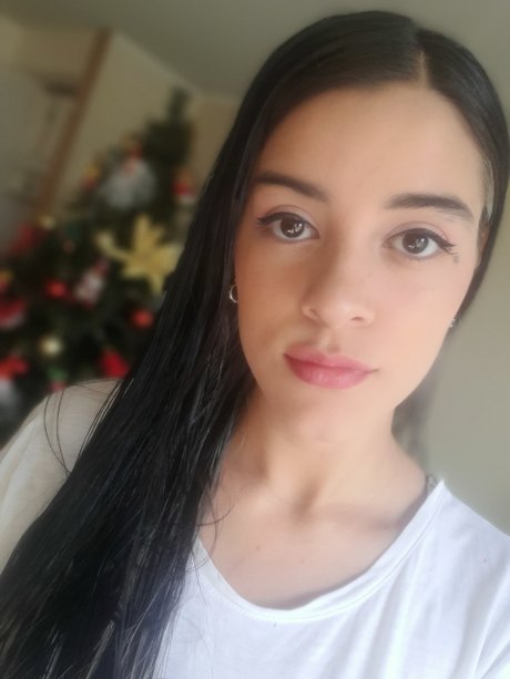 Daniela Marin only fans pics