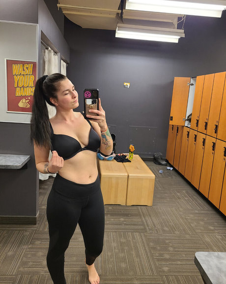 magentarose official onlyfans leaked pictures