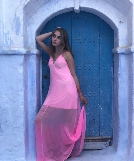 Nikki Roumel onlyfans for free