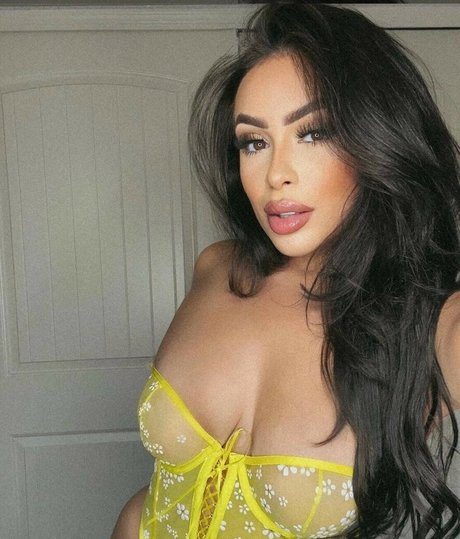 Rayleen Vega leaked onlyfans content