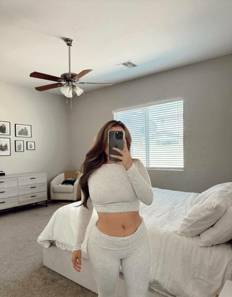 Rayleen Vega onlyfans leaked dirtyship