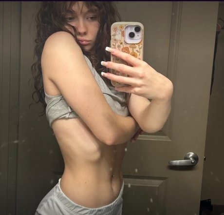 Skylar West onlyfans x