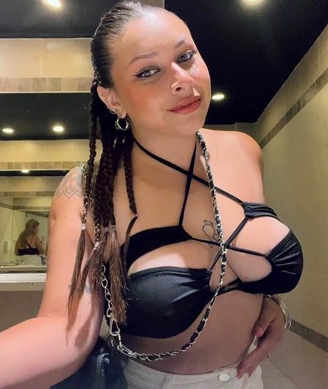 Sharon Livinsky naked onlyfans pics