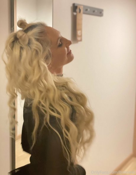 Bonniebi onlyfans content leaked