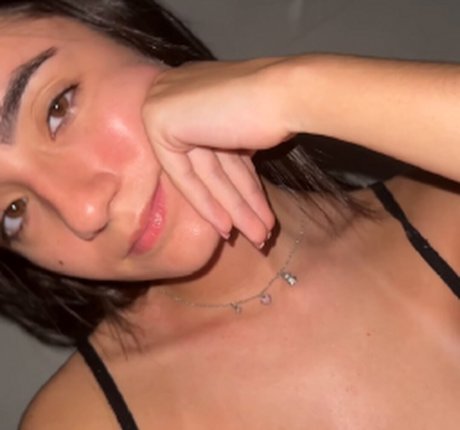 Gih Oliveira onlyfans post