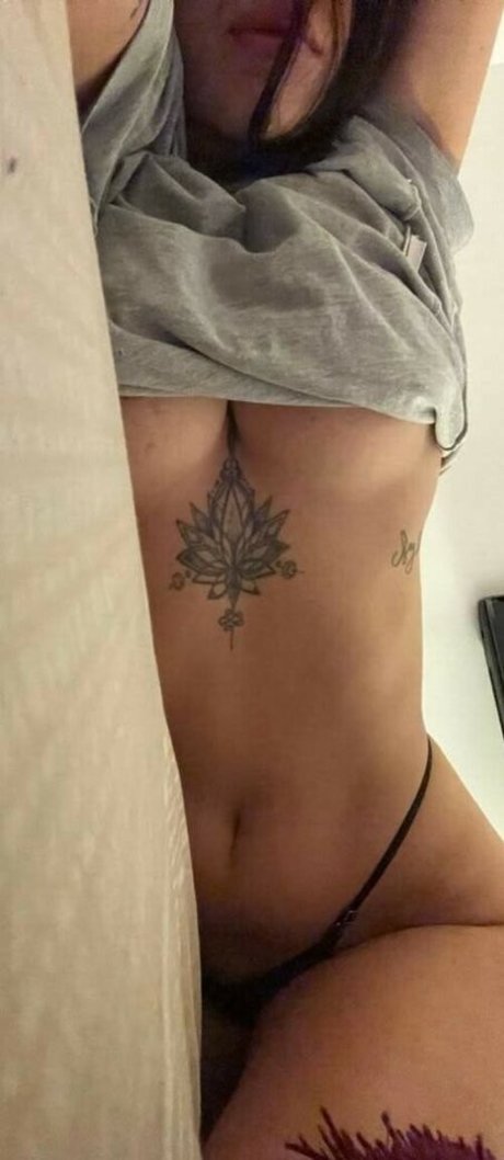 giulia gomezzz onlyfans leaked.