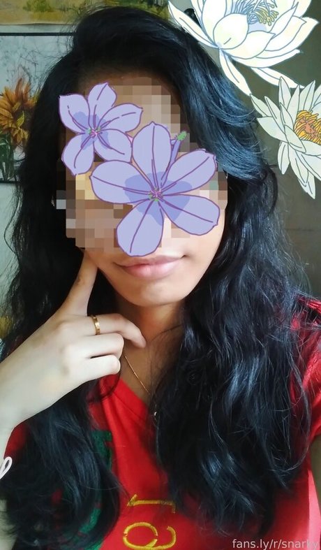 Shessnarky onlyfans naked leak