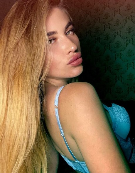 olivia sweetty onlyfans nudes porn