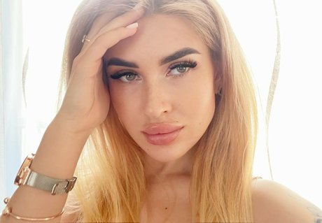 olivia sweetty porn onlyfans