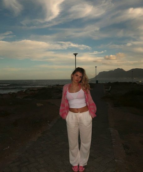 Leni Pieckenhagen porn onlyfans