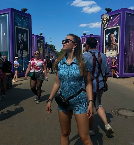 sabrinasedlatschek onlyfans naked