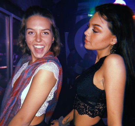 Clare Temerowski onlyfans leak