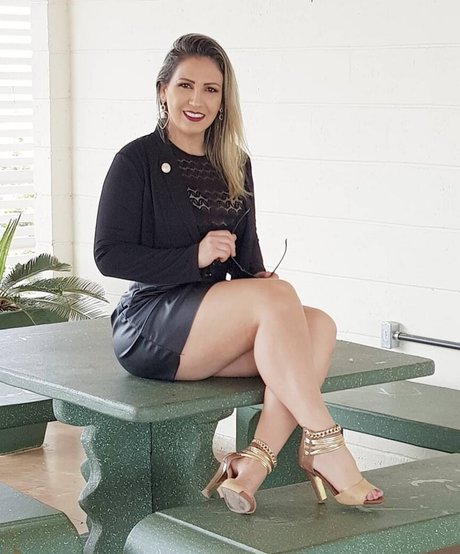 gabrielaguimaraes01 only fans sex