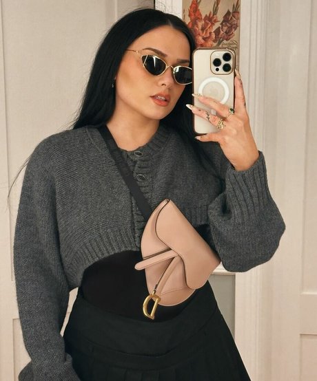 Amy Roseling onlyfans pics