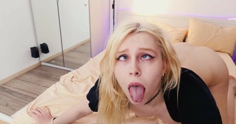 HappydDora onlyfans star