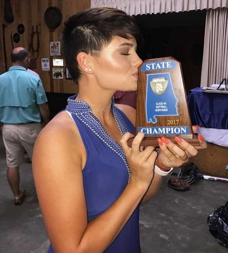 Hallie Clark nude only fans leaks