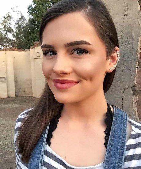 Hallie Clark nsfw onlyfans