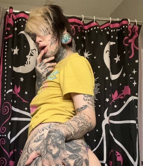 FaceTatMami onlyfans naked leak