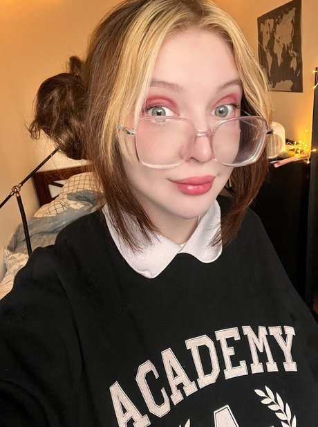 Linameowmeow nude only fans leaks