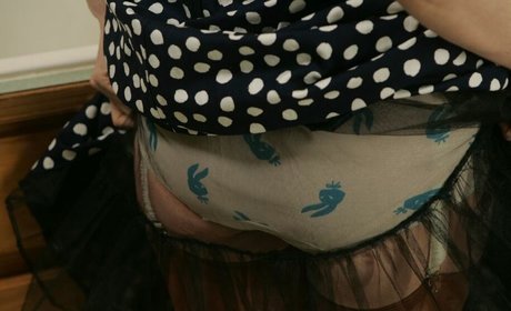 FFstockings Julia onlyfans striptease