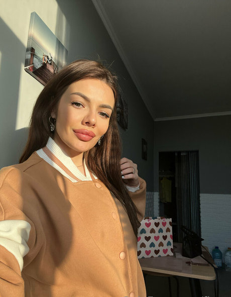 teach me amy onlyfans leaked photos