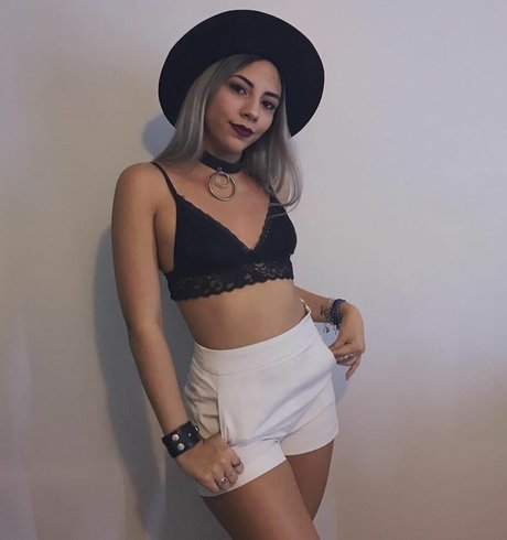 Valentina Kavata onlyfans leaked pictures