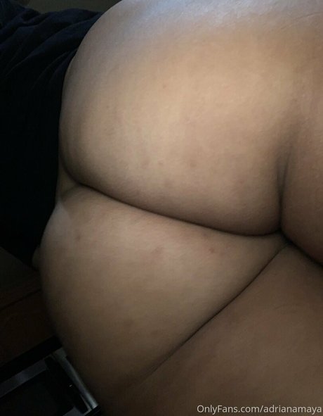 Adriana Maya onlyfans page