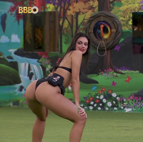 Alane Dias onlyfans content leaked