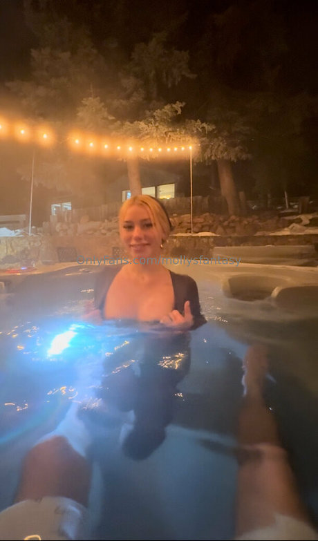 mollysfantasy onlyfans leaked tits