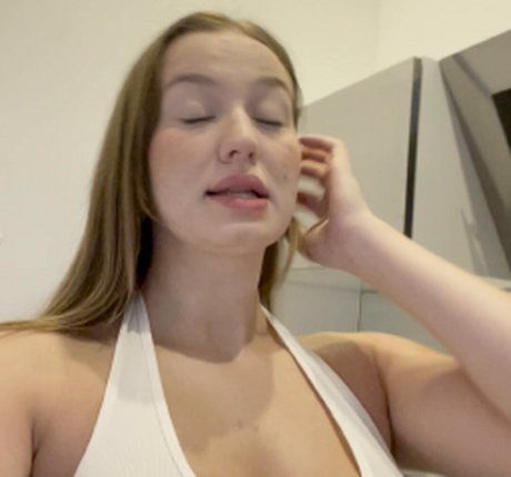 AngeelMaria onlyfans leak naked