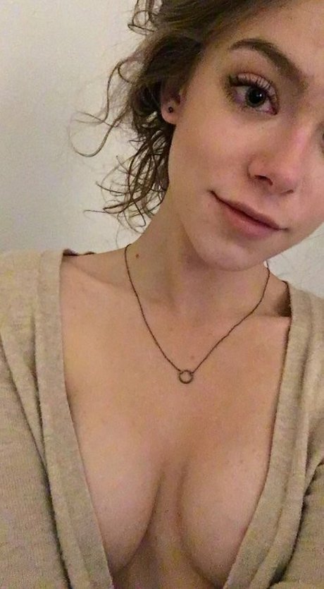 Rose Castella onlyfans