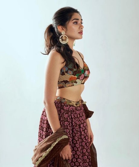 Krithi Shetty onlyfans public photos