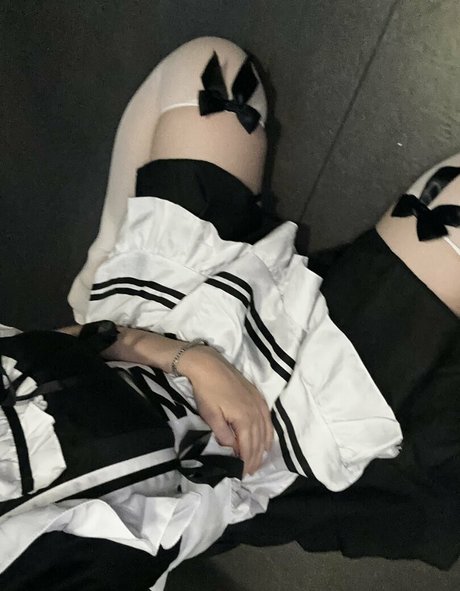 Rainhoe nude onlyfans leak