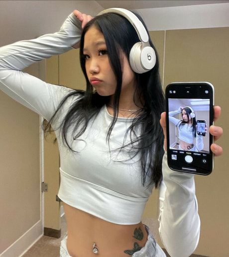 Abigail Rosengren onlyfans nide