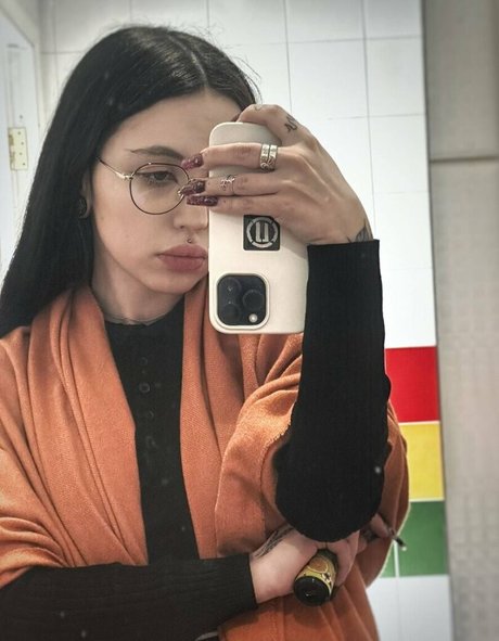 maebeste porn onlyfans