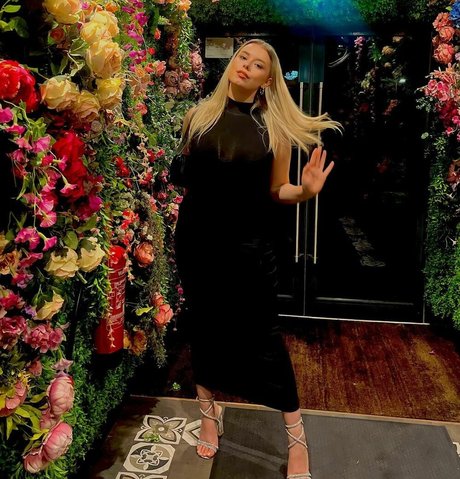 Sarah Anne Hooper onlyfans leaks nude