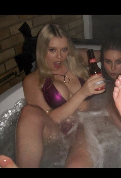 Sarah Anne Hooper onlyfans free