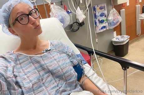 crystalclarkxo onlyfans sextape leak