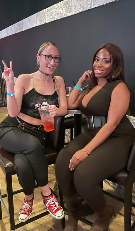 crystalclarkxo porn leaked onlyfans