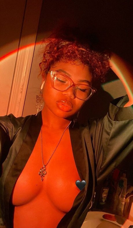 el3phanttittyz onlyfans free