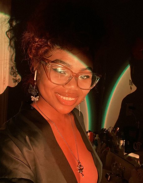 el3phanttittyz nude onlyfans